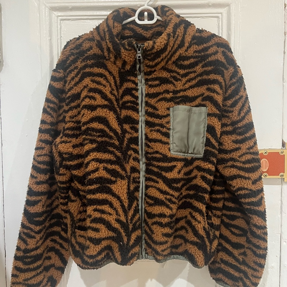 Plush Zebra Print Fleece Jacket - Black and Brown